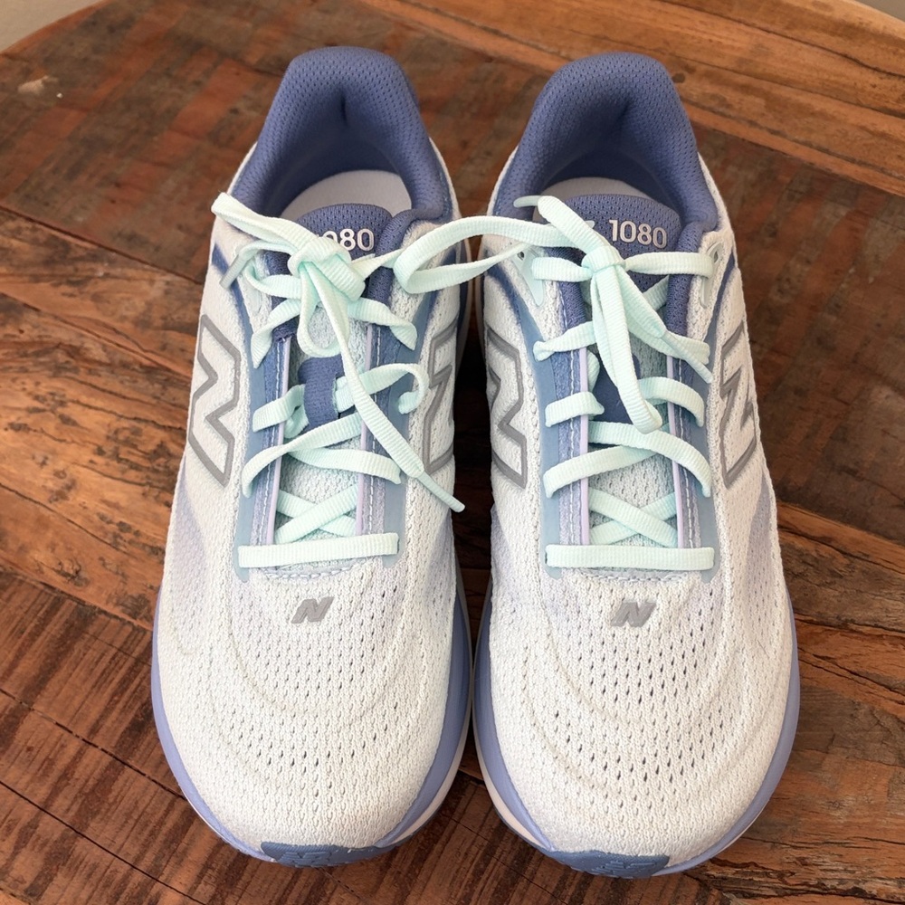 New Balance Women's 1080 V15 in Glint Blue/ Silver Metallic